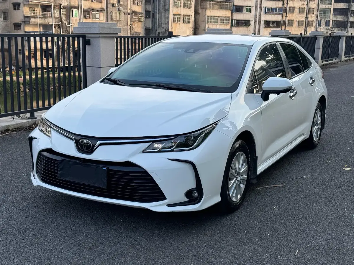 2021 Toyota Corolla 1.2T 116HP L4 CVT