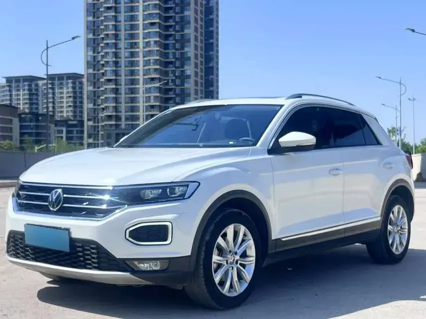 2022 Volkswagen T-Roc 1.4T 150HP L4 7DCT