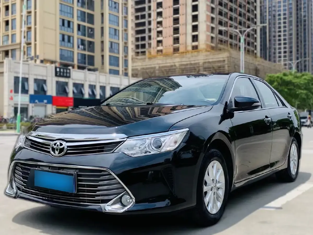 2016 Toyota Camry 2.0L 167HP L4 6AT