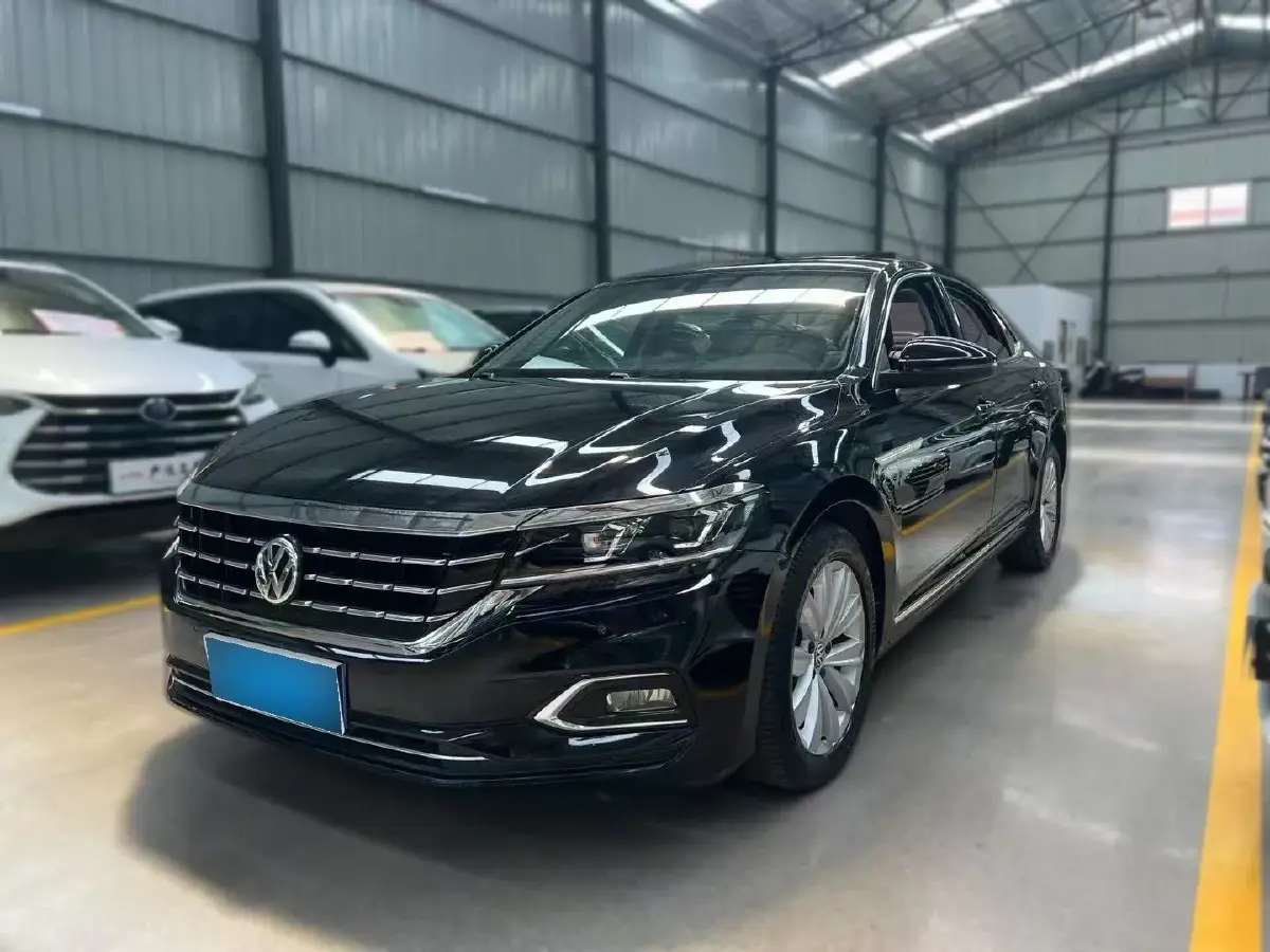 2019 Volkswagen Passat 2.0T 186HP L4 7DCT
