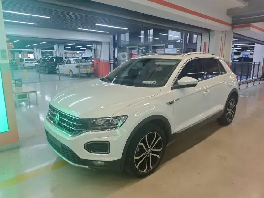 2021 Volkswagen T-Roc 1.4T 150HP L4 7DCT