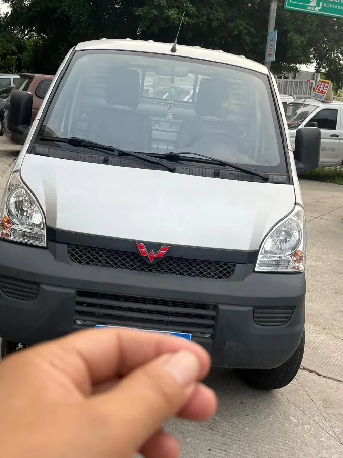2023 WuLing RongGuang New Truck EV BEV 56.6KWH,autocango,china used car exporter,china ev exporter,chinese used car exporter,chinese used ev exporter