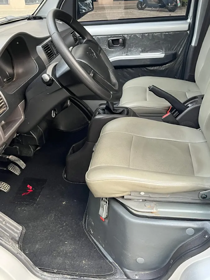 2023 WuLing RongGuang New Truck EV BEV 56.6KWH,autocango,china used car exporter,china ev exporter,chinese used car exporter,chinese used ev exporter