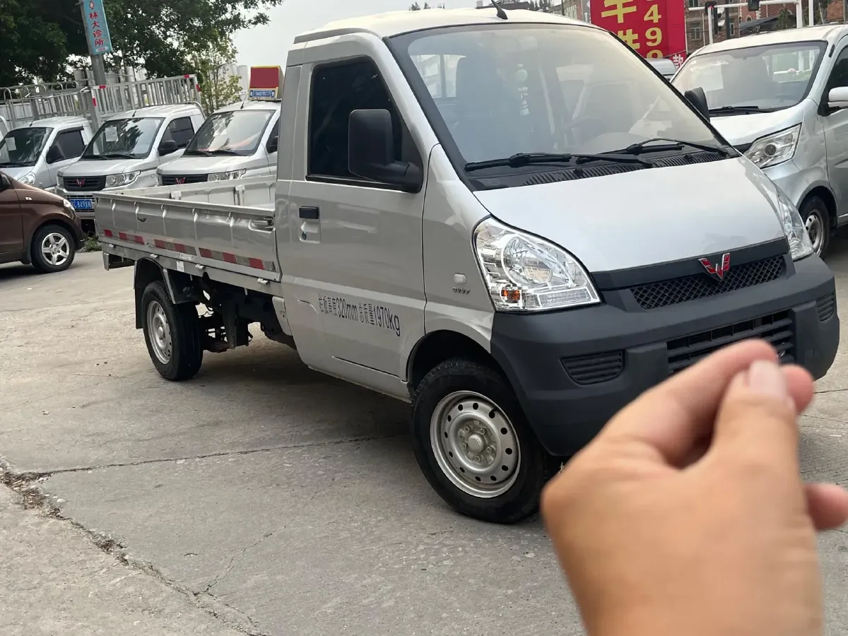 2023 WuLing RongGuang New Truck EV BEV 56.6KWH,autocango,china used car exporter,china ev exporter,chinese used car exporter,chinese used ev exporter