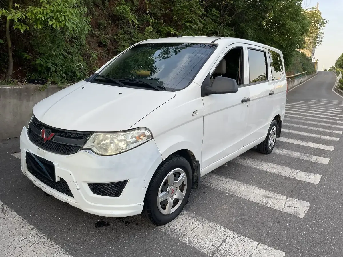 2015 WuLing HongGuang 1.5L 112HP L4 5MT