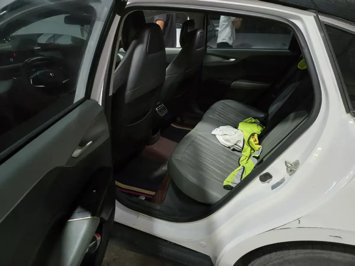 2023 ChangAn Lamore 1.5T 170HP L4 7DCT,autocango,china used car exporter,china ev exporter,chinese used car exporter,chinese used ev exporter