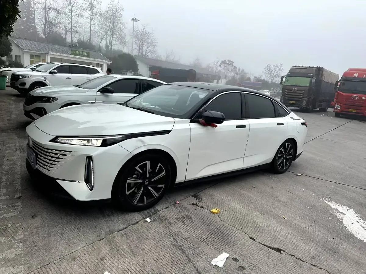 2023 ChangAn Lamore 1.5T 170HP L4 7DCT,autocango,china used car exporter,china ev exporter,chinese used car exporter,chinese used ev exporter