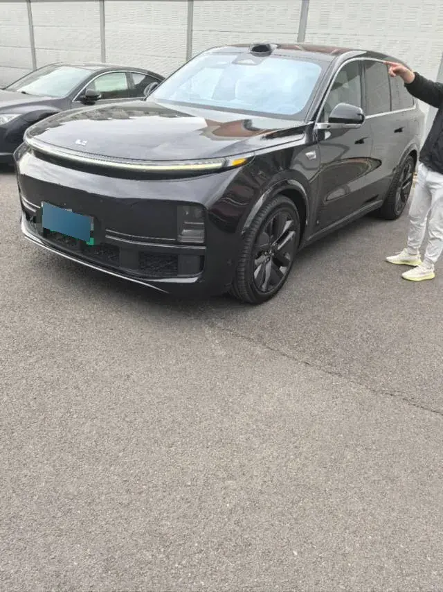 2022 Li L9 Range Extended 154HP REEV 42.6KWH