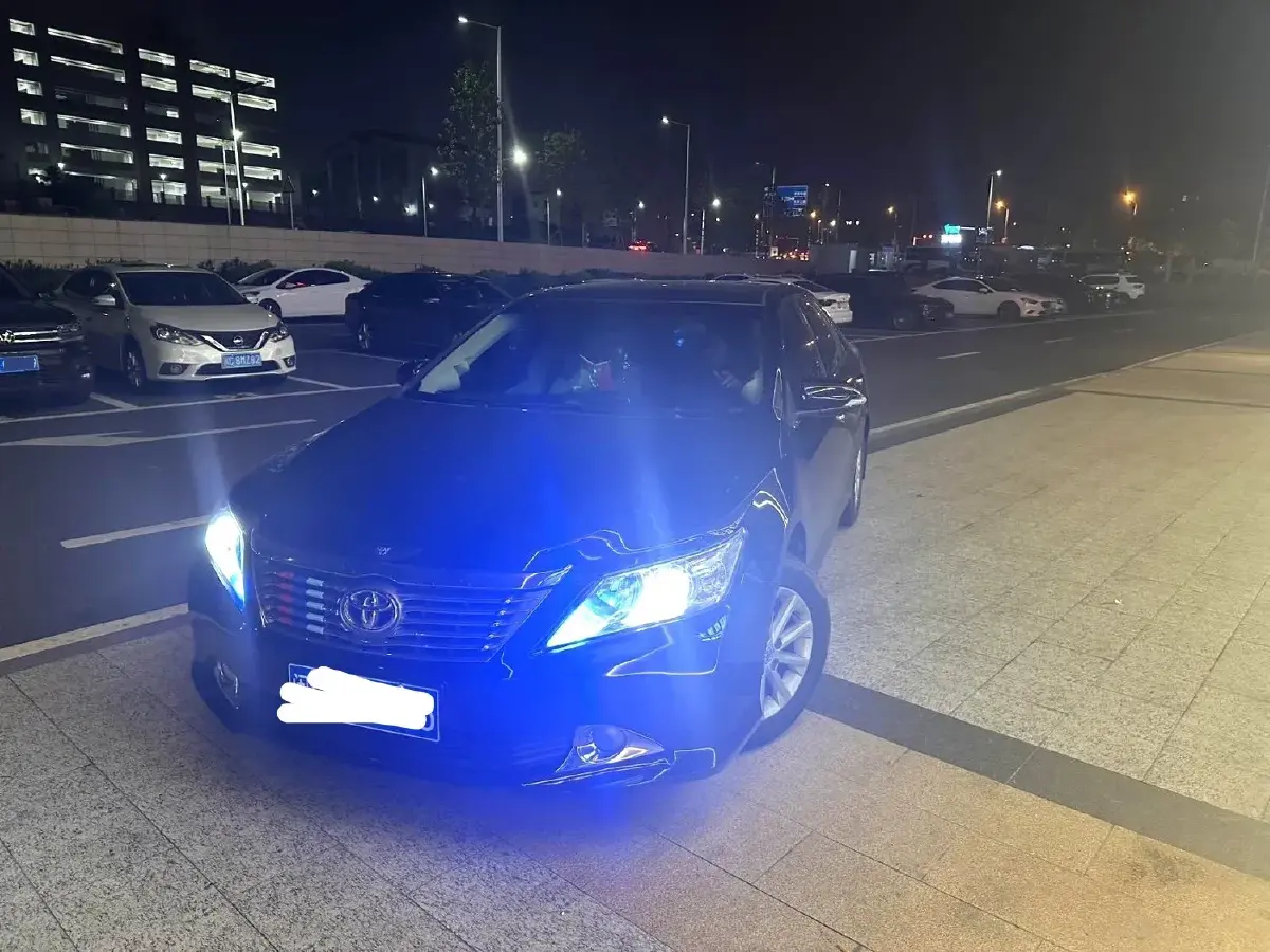 2013 Toyota Camry 2.0L 148HP L4 4AT