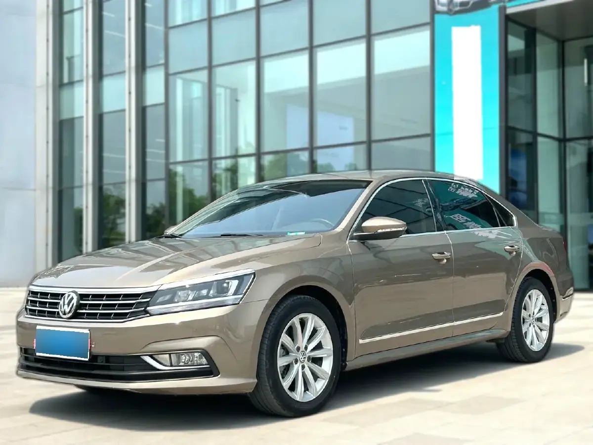 2017 Volkswagen Passat 1.8T 180HP L4 7DCT