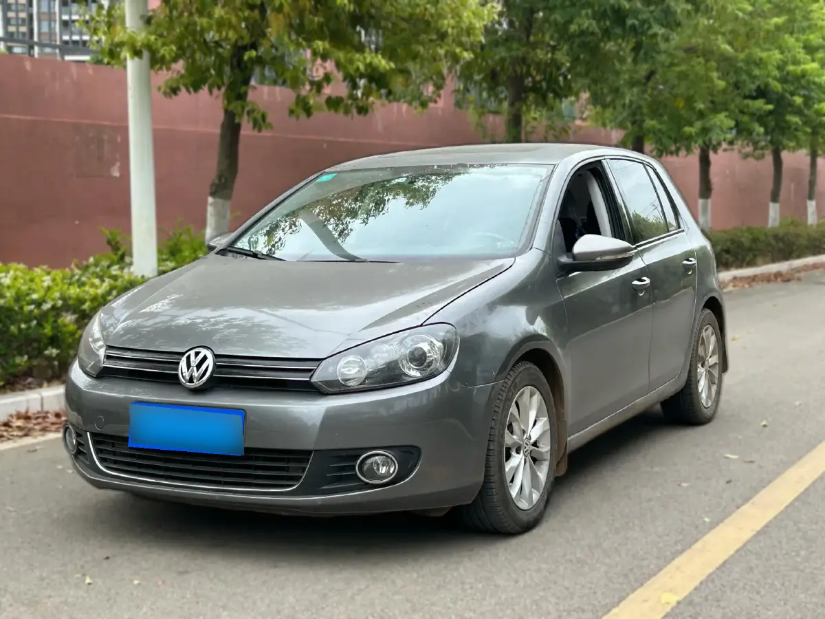 2011 Volkswagen Golf 1.4T 131HP L4 7DCT