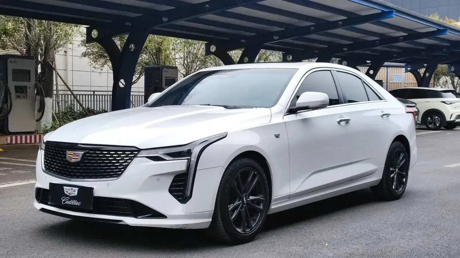 2022 Cadillac CT4 2.0T 237HP L4 8AT