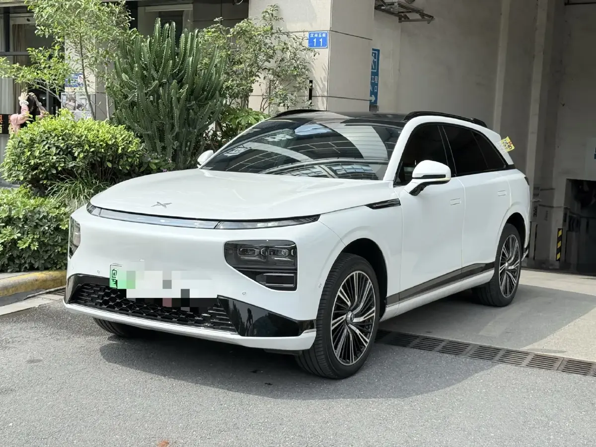 2024 Xpeng G9 BEV 98KWH