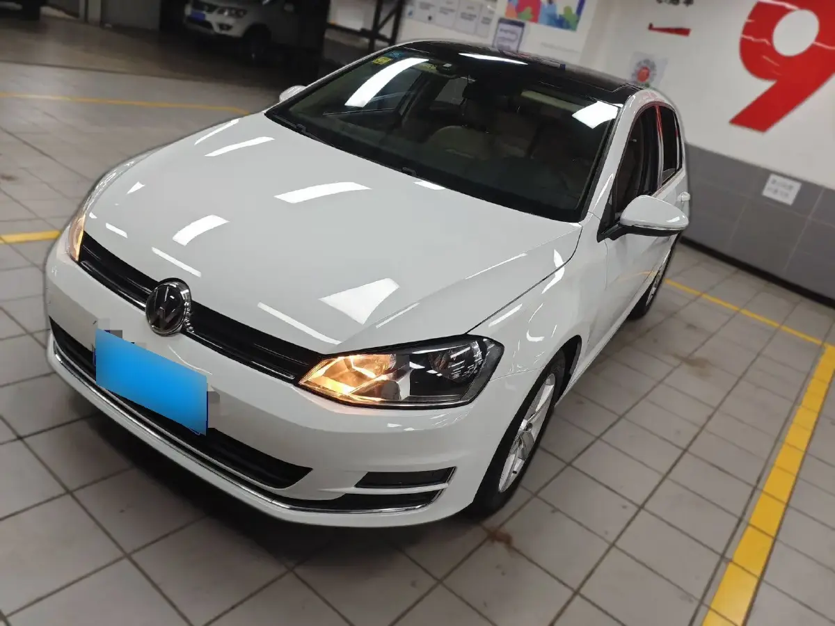 2015 Volkswagen Golf 1.4T 131HP L4 7DCT