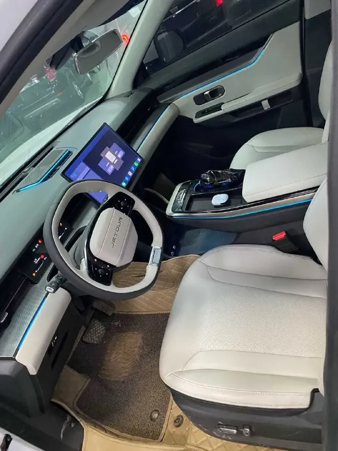 2022 Jetour DASHING 1.6T 197HP L4 7DCT,autocango,china used car exporter,china ev exporter,chinese used car exporter,chinese used ev exporter