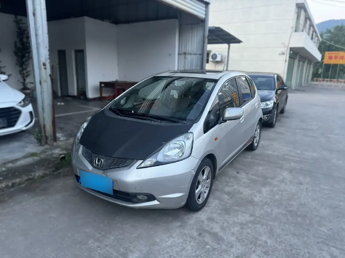 2008 Honda Fit 1.5L 120HP L4 5MT