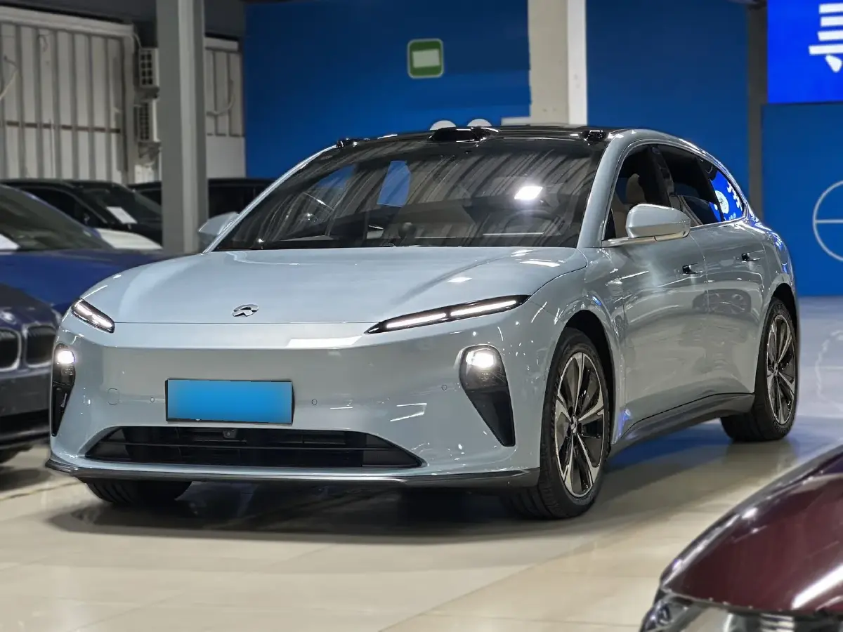 2024 NIO ET5T BEV 75KWH