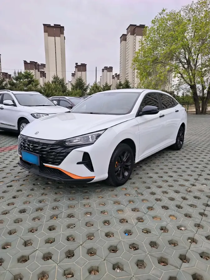 2023 DongFeng Aeolus YiXuan 1.5L 125HP L4 5MT