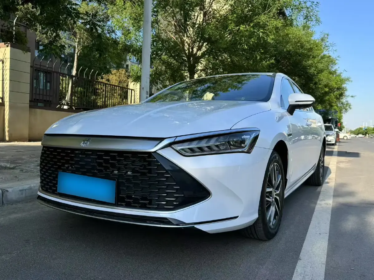 2024 BYD QinL 1.5L 101HP L4 E-CVT PHEV 15.87KWH