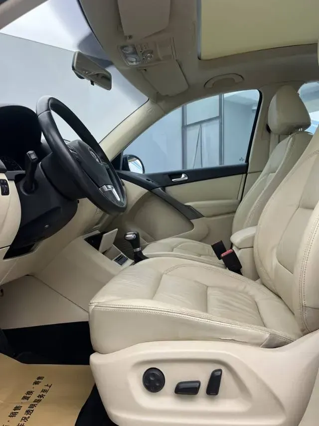 2010 Volkswagen Tiguan 1.8T 160HP L4 6AT,autocango,china used car exporter,china ev exporter,chinese used car exporter,chinese used ev exporter