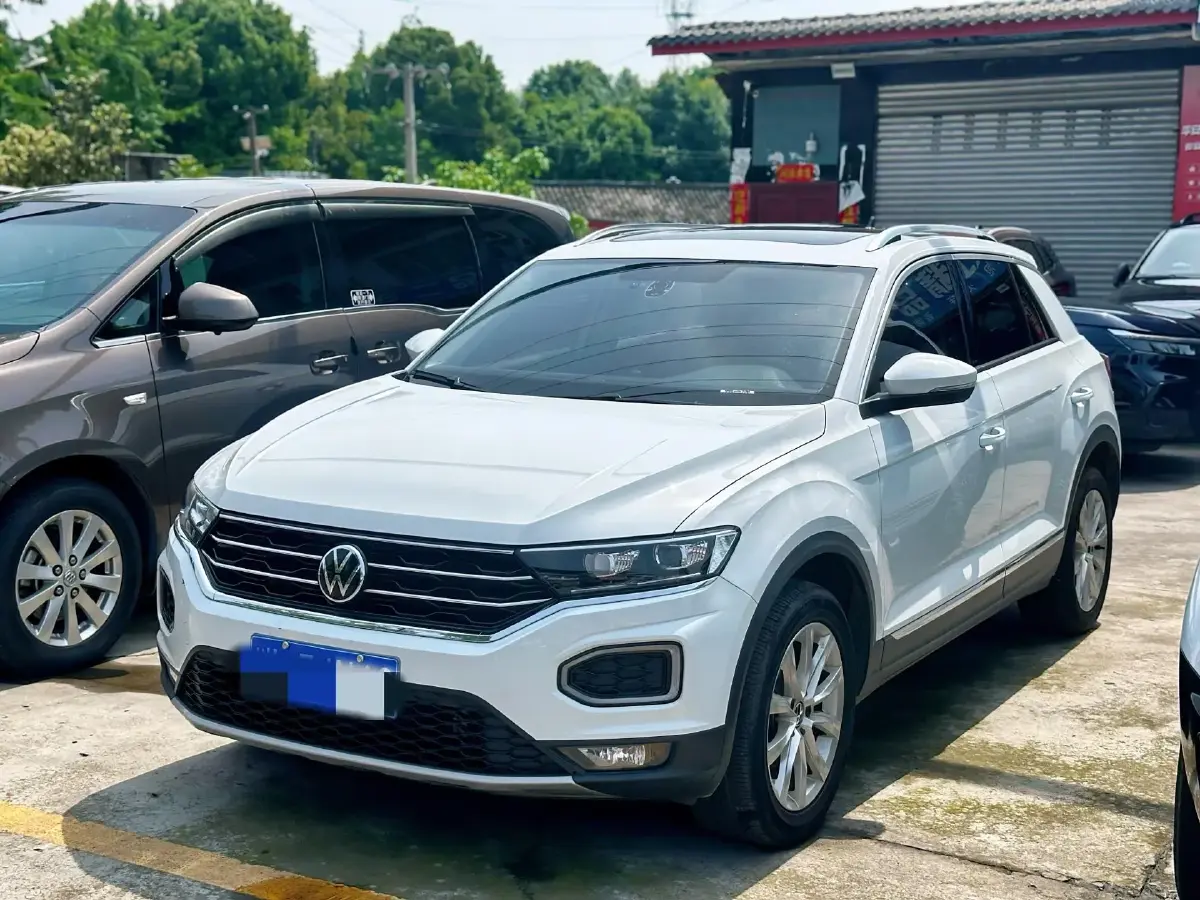 2021 Volkswagen T-Roc 1.4T 150HP L4 7DCT