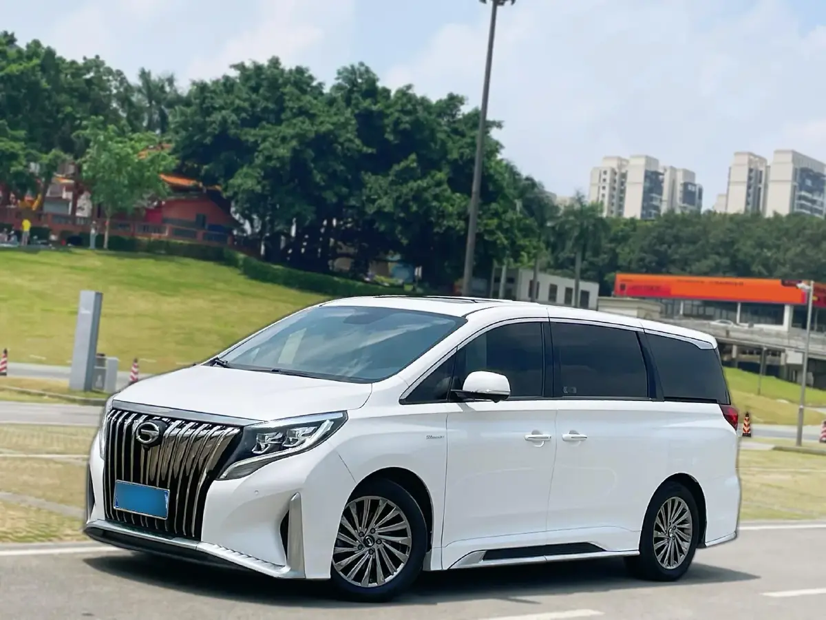 2021 GAC Trumpchi M8 2.0T 252HP L4 8AT