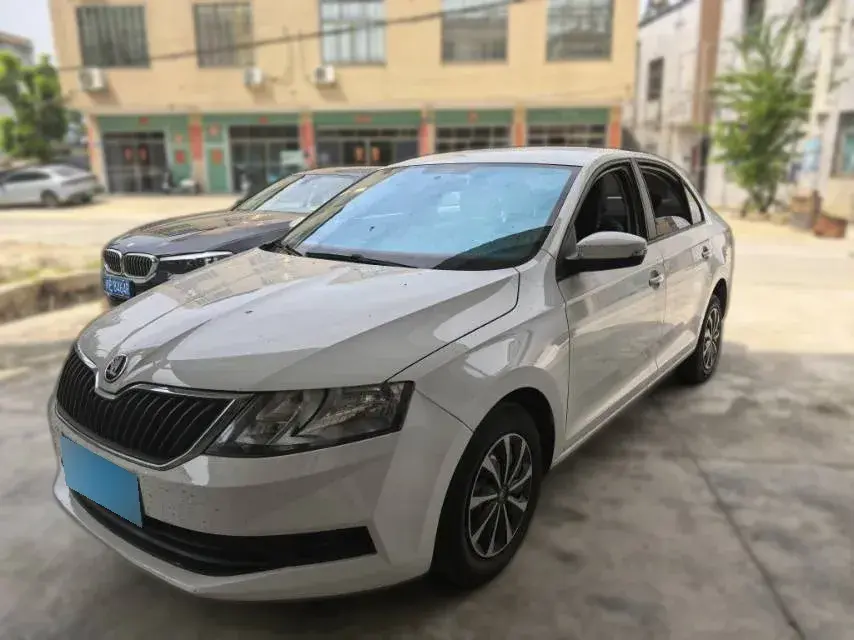 2018 Skoda Rapid 1.4L 90HP L4 5MT