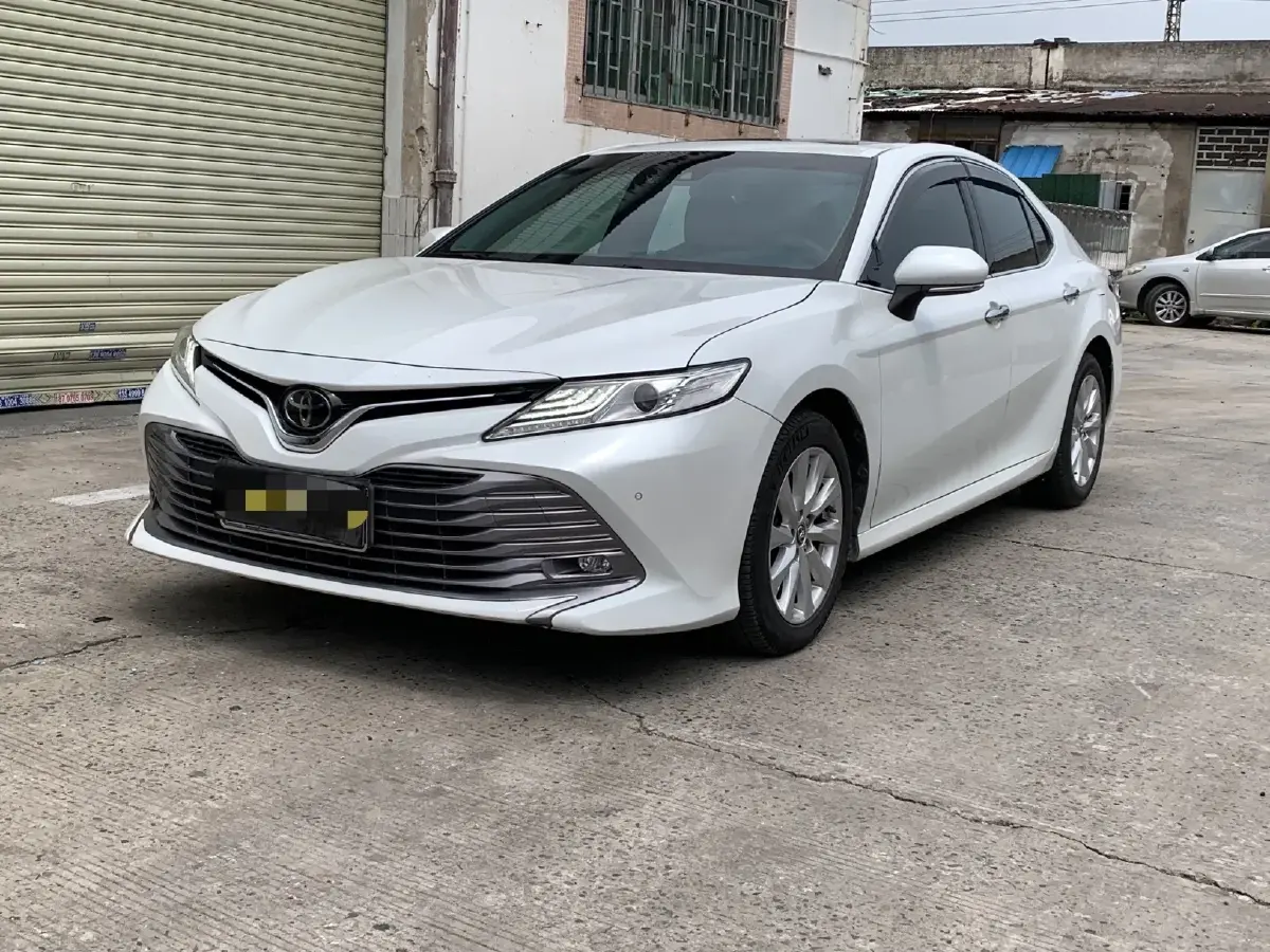2018 Toyota Camry 2.0L 169HP L4 6AT