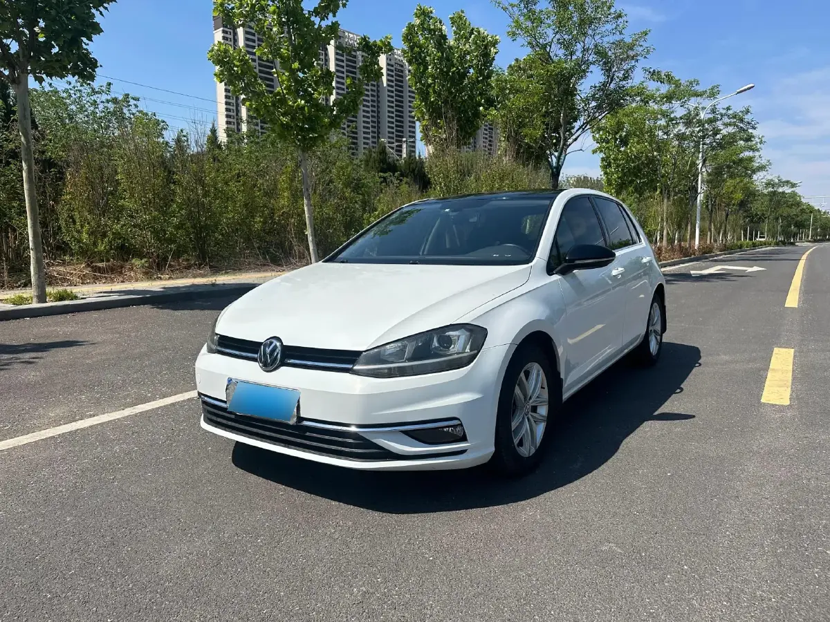 2019 Volkswagen Golf 1.4T 150HP L4 7DCT