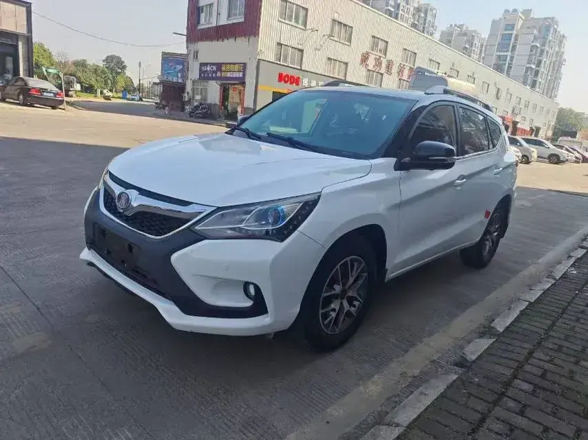 2016 BYD Song 1.5T 154HP L4 6MT