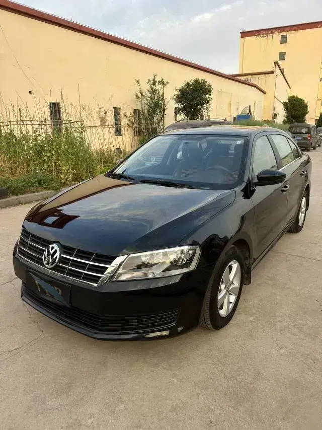 2013 Volkswagen Lavida 1.6L 110HP L4 5MT