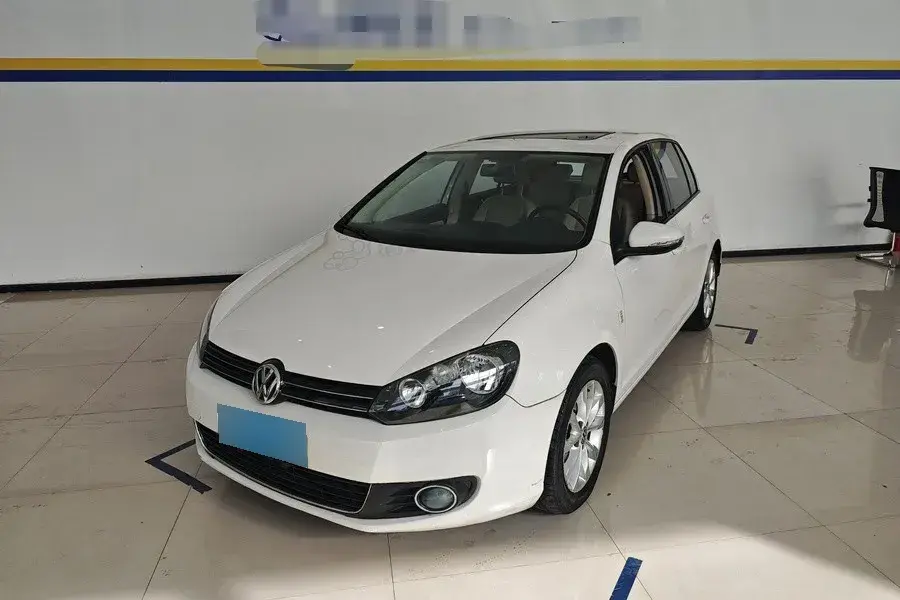 2012 Volkswagen Golf 1.6L 105HP L4 6AT