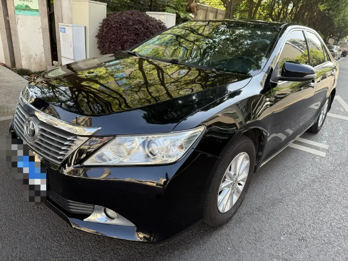 2013 Toyota Camry 2.0L 148HP L4 4AT