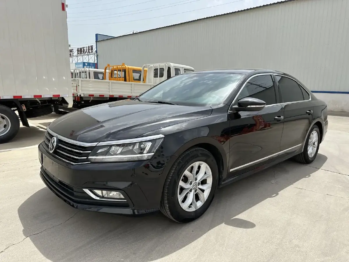 2017 Volkswagen Passat 1.4T 150HP L4 7DCT