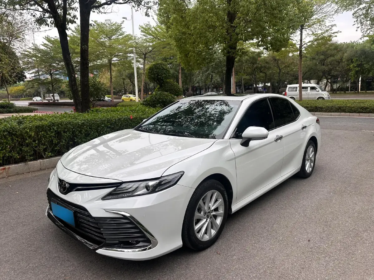 2021 Toyota Camry 2.0L 178HP L4 CVT