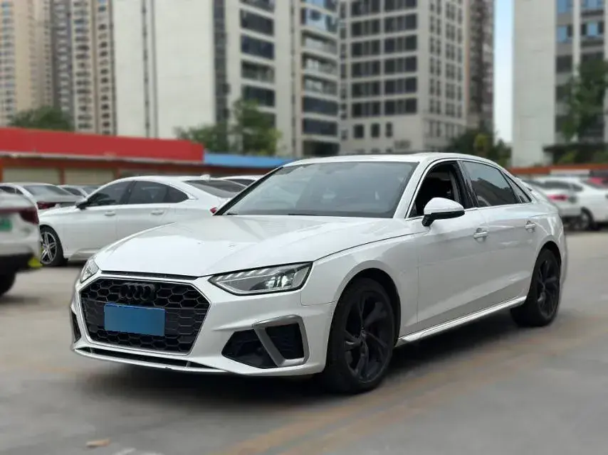 2020 Audi A4L 2.0T 190HP L4 7DCT