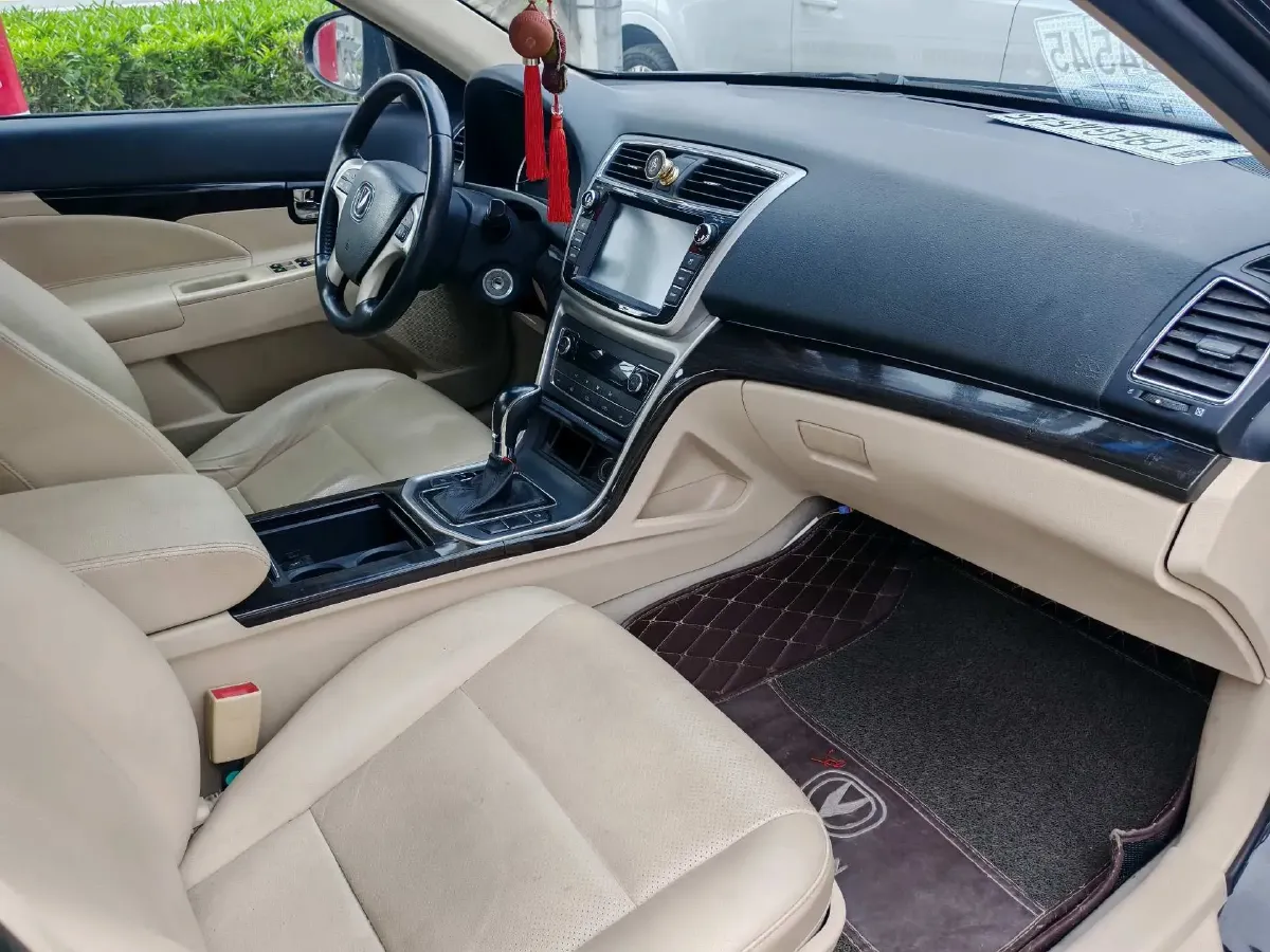 2016 ChangAn Raeton 1.8T 177HP L4 6AT,autocango,china used car exporter,china ev exporter,chinese used car exporter,chinese used ev exporter