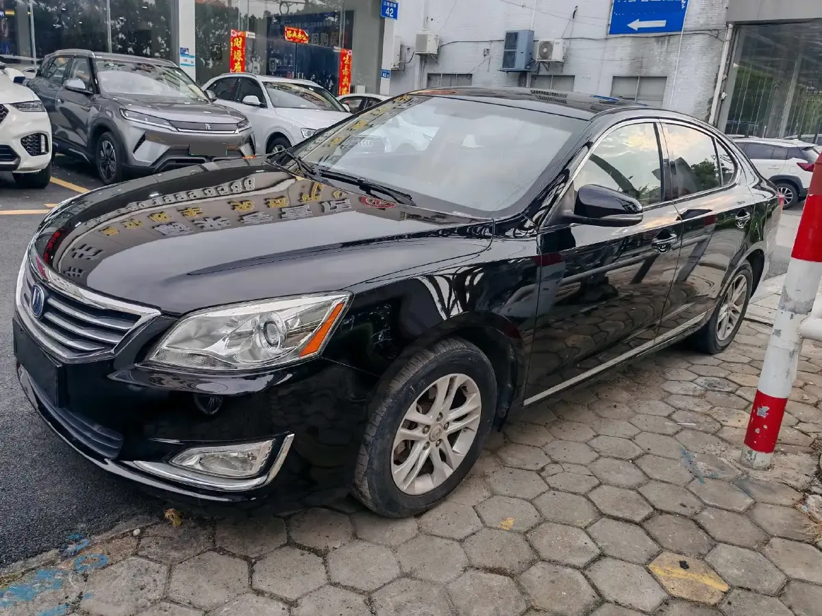 2016 ChangAn Raeton 1.8T 177HP L4 6AT