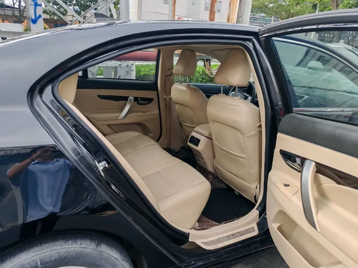 2016 ChangAn Raeton 1.8T 177HP L4 6AT,autocango,china used car exporter,china ev exporter,chinese used car exporter,chinese used ev exporter