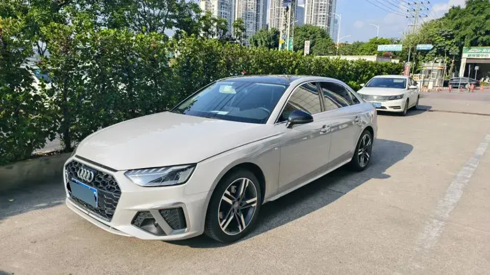 2020 Audi A4L 2.0T 190HP L4 7DCT