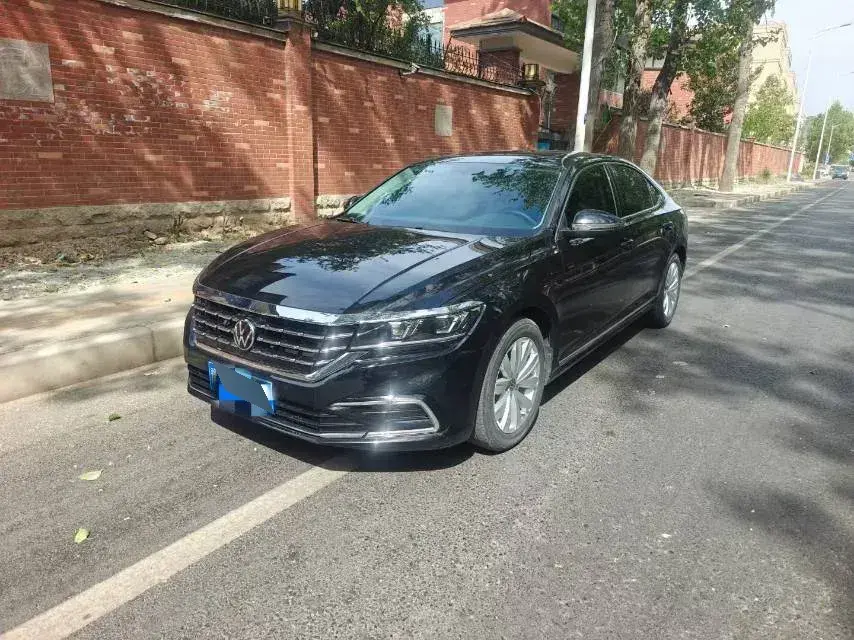 2021 Volkswagen Passat 2.0T 186HP L4 7DCT