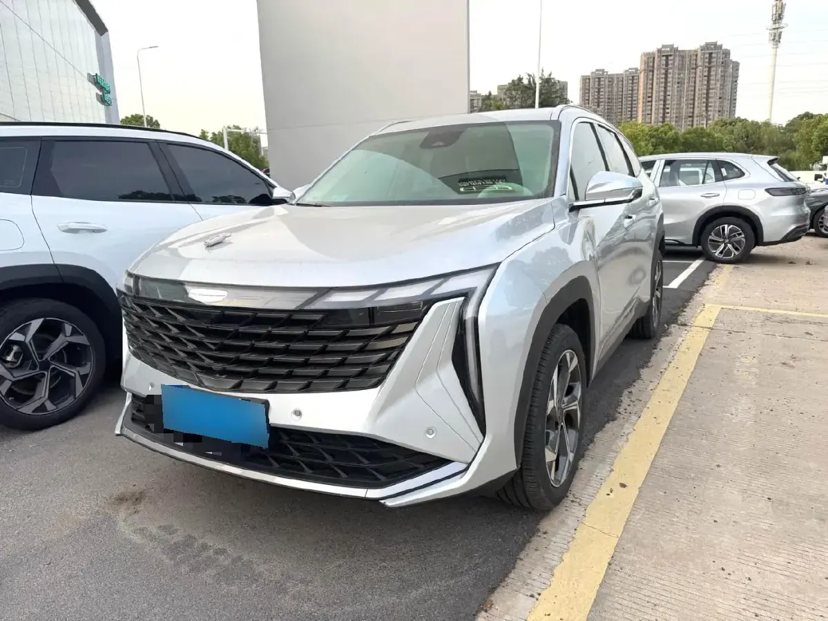 2023 Geely StarRay 1.5T 181HP L4 7DCT