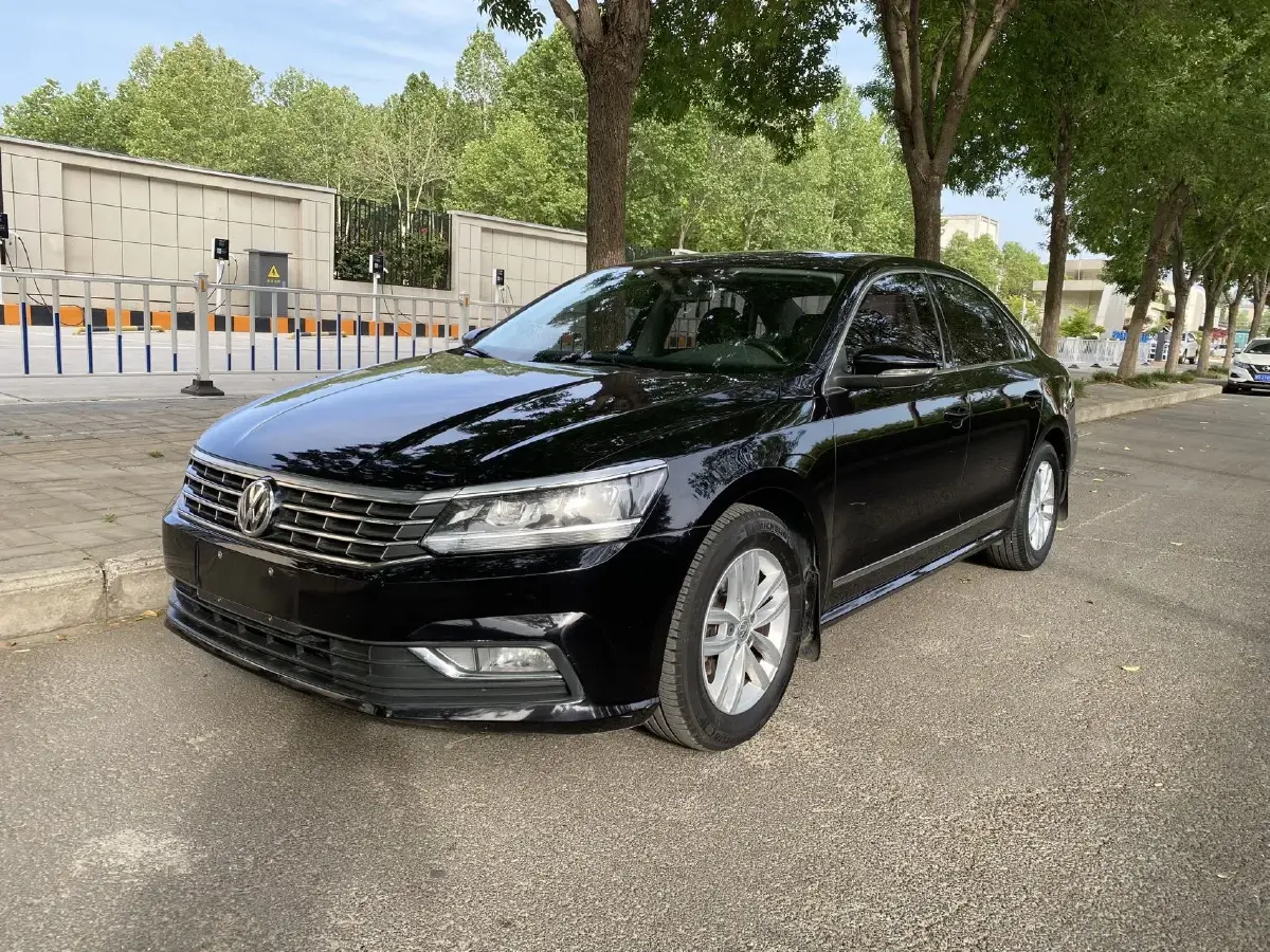 2016 Volkswagen Passat 1.8T 180HP L4 7DCT