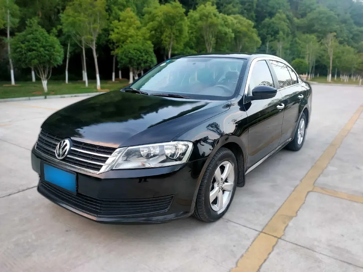 2013 Volkswagen Lavida 1.6L 110HP L4 5MT