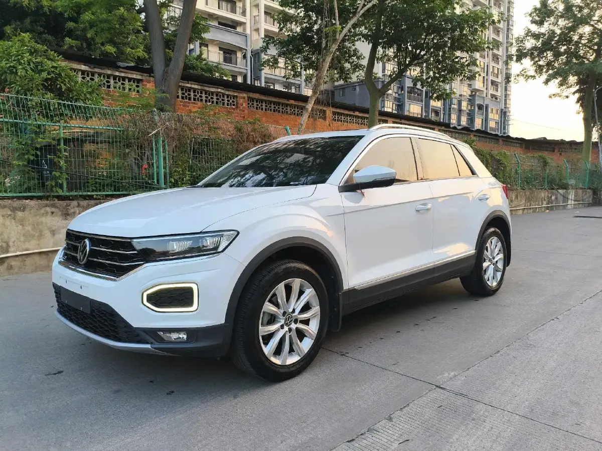 2022 Volkswagen T-Roc 1.4T 150HP L4 7DCT