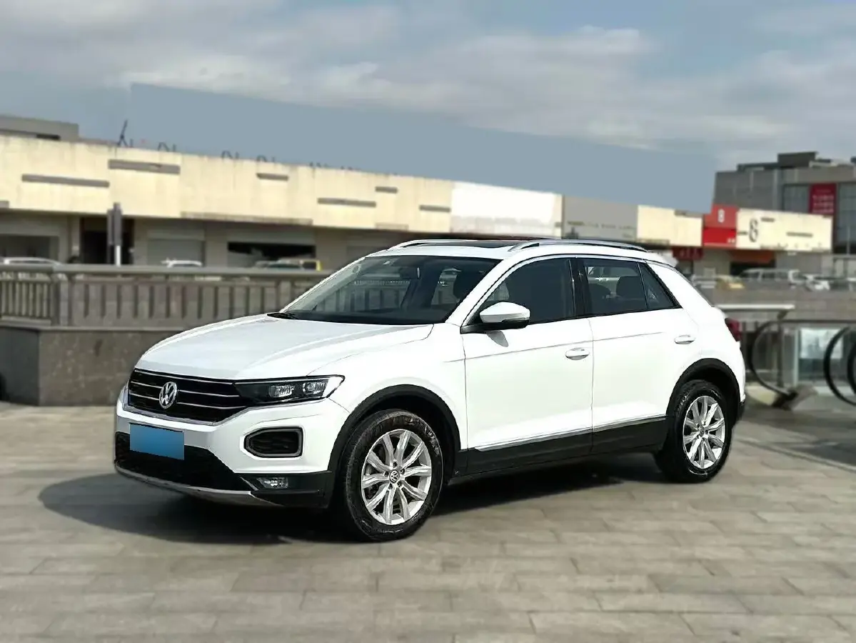 2020 Volkswagen T-Roc 1.4T 150HP L4 7DCT