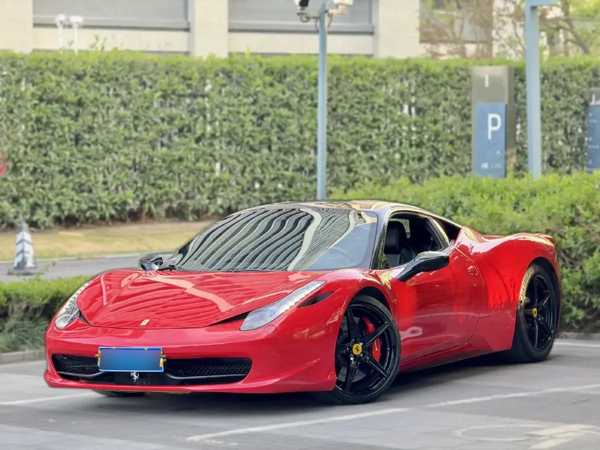 2012 Ferrari 458 4.5L 570HP V8 7DCT