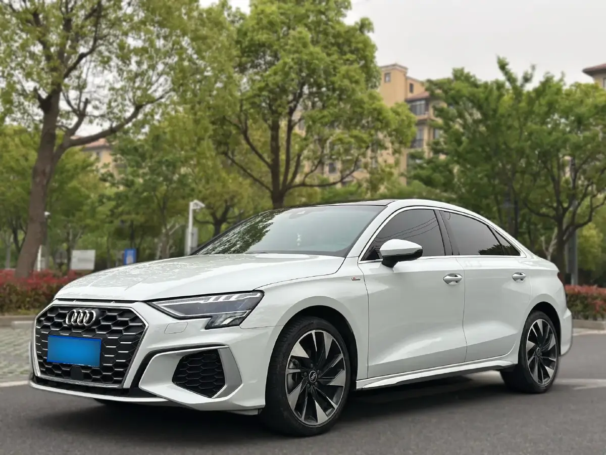 2022 Audi A3 1.4T 150HP L4 7DCT