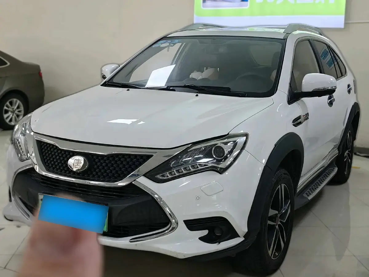2015 BYD Tang 2.0T 205HP L4 6DCT PHEV