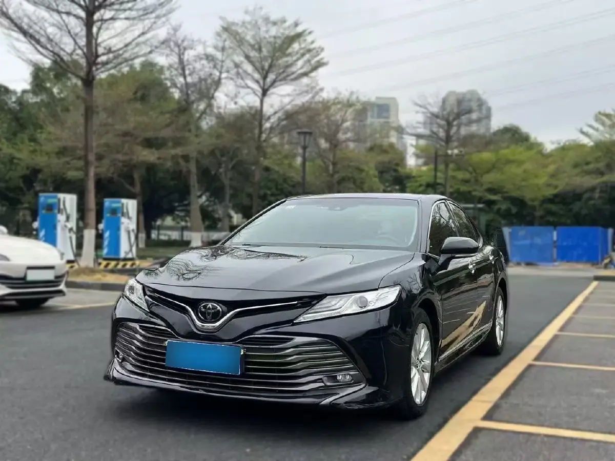 2018 Toyota Camry 2.0L 169HP L4 6AT